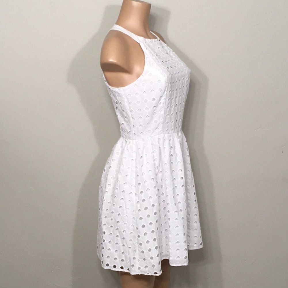 AQUA white dress. Runs small. NWT - Picture 5 of 9